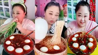 ASMR Mukbang | Spicy Noodles with Soft Eggs (Eating Sounds) 매운 라면 먹방