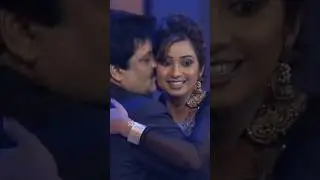 Udit Narayan kiss Shreya Ghoshal ❣️❣️❣️#uditnarayan #shreyaghoshal #viral #shorts