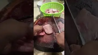 Day498 #chickencut #meatmarket #cutting #food  #satisfying #chicken #streetfood #meat #cuttingskills