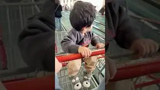 🛒✨Baby&rsquo;s First Shopping Spree 🍼🛍️ #ToddlerMoments #fypシ゚ #FunnyToddler #TooAdorable