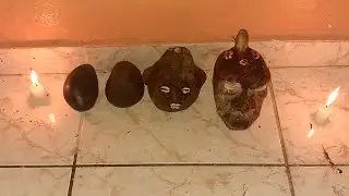 Ni Babalawo entrega Eleggua, Ni Santero entrega Eshu
