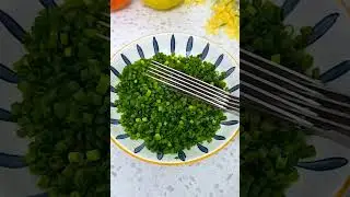 Scissors Style Cutter for  Vegetables and  Salads