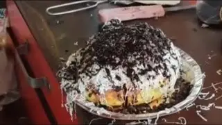 Chocolate Cheese Bun Maska 😋 | Street Style Chocolate Cheese Toast | Creamy & Cheesy Snack