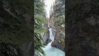 Lower falls, Johnston Canyon, Bow Valley Parkway