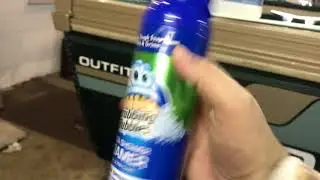 Clean Your Boat Distilled Vinegar & Scrubbing Bubbles