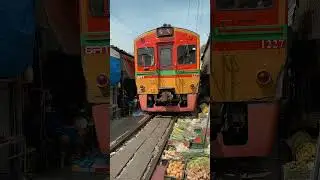 Maeklong train market, Bangkok