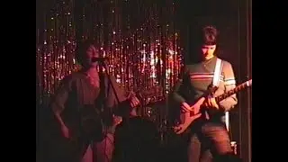 The Lookers 3/1/1998 Maul