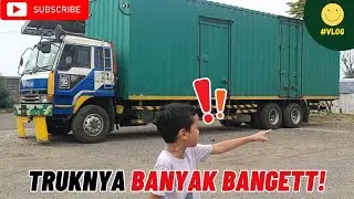 Melihat Berbagai Jenis Truk di Terminal Kargo (Truk Hino, Tangki, Kontainer dll)