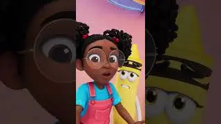 🖍️🌈Bria's Big Crafty Snowman!⛄️🎨 @crayolacrewofficial Moonbug Kids Friendship & Adventure #shorts