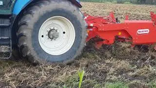 New Holland T7050 / Maschio Attila 250/5