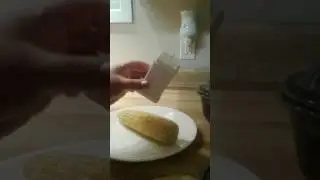 The Pampered Chef Corn Butterer