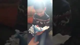 Jimmy Kimmel I gave my kids a terrible Christmas gift (fake hatchimal prank)