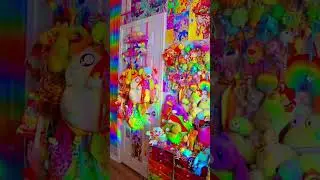This is the most rainbow room in the world 🌈