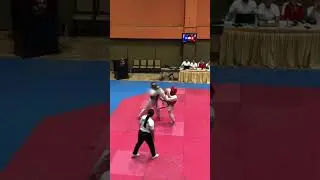 SPLIT-SECOND AXE! #beranda #taekwondo #fighting #axekick #headkick #reels #short #ytshorts