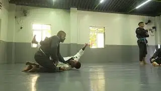 A hard rolling session with the master