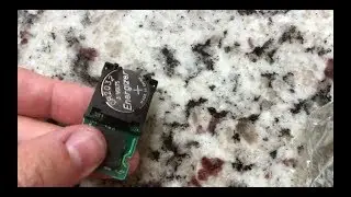Toyota Avalon key (how to change battery)