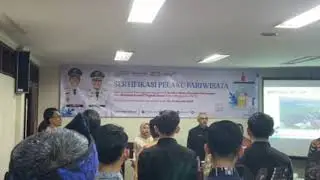 Pembukaan sertifikasi guide Overland & FBS Lagu kebangsaan Indonesia Raya