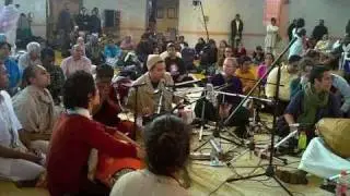 KIRTANIYAS - Hare Krishna  - Ashtaprahar, Toronto, Canada 2011