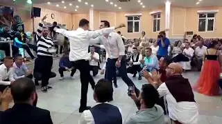 Tekirdağ li  Damat Düğününde Döktürüyor