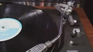 Modern vs Vintage Turntables: Fluance RT85 vs Pioneer PL-50A