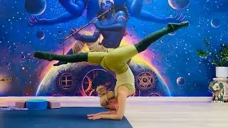 Pincha Mayurasana  by Ly Yoga #yogachallenge