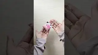 DIY mini tote bag keychain from scrap fabric #diy #diykeychain #keychain #sewing #sewingtutorial