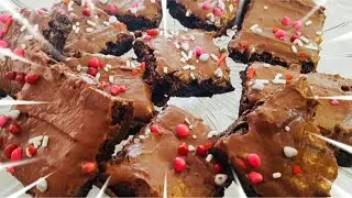 HOW TO MAKE FROSTING FOR BROWNIES | QUICK, EASY, AND SO GOOD!