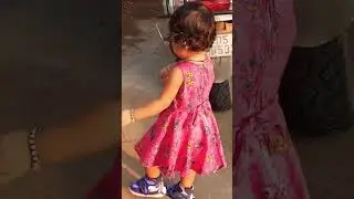 walking style 😎 👌 #cutebaby #babyvideos #cute #biggboss #babyphotography #baby #babiescute #babypics