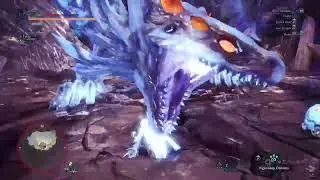 Monster Hunter: World&trade;* Enemy Monster Xino Jiiva Insect Glaive weapon