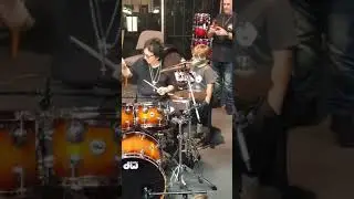 Peter Criss - Teaching Little Kid How To Play Drums at Fresno DW Drum Clinic