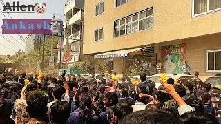 Aakash Gwalior NEET 2024 Rankers Celebration🥳in front of Allen and PW 😂 | @AakashEducation