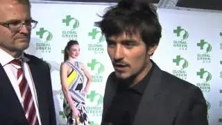 Global Green USA Pre Oscar Arrivals- Orlando Bloom and Miranda Kerr (Courtesy of Global Green USA)