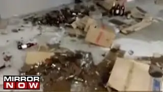 Villagers Vandalise A Liquor Shop In Tamil Nadu
