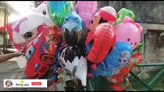 anak-anak Beli Balon gas karakter,ada balon gas karakter tayo, spiderman, LoL||Neng zya