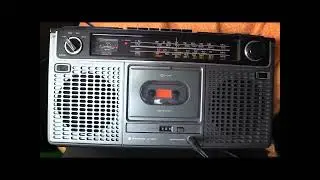 Boombox FMDX travelling in the car!! - 95.7 Wollongong