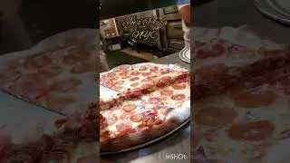 Joe's Pizza - classic New York slice🍕 since 1975 #pizza #joes #spiderman #nyc #newyork #food #foodie
