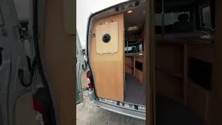 🚍Просторный кемпер Devon Provence с гостиной в середине салона и санузлом в задней части, на 2 сп...