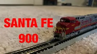 Atlas N Scale Santa Fe Dash 8-40CW Diesel Locomotive 900