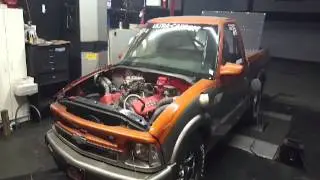 My s10 wrecking the dyno shop