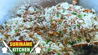 Surinaamse Nasi Met Gepluisde Kip & Varken Spekreepjes | Surinamese Fried Rice Chicken Bacon Strips