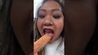 Pineapple and Cream Cheese-filled Lumpia the Tropical Hideaway #disneyland #disneyfood #disneyfoodie