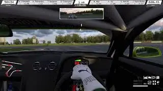 Adventures on the Swedish Track again. RaceRoom Racing (Mantorp) daily race Bentley Continental GT3