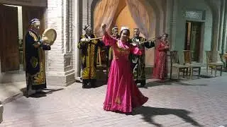 Klassische Musik und Tanz in Usbekistan.mp4