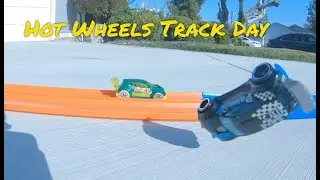 Diecast Racing with Hot Wheels Using Orange Track & Other Easy To Find Kits! Best Run Compilation.