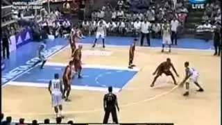 Mark Macapagal sinks a KILLER 3pt shot from a fastbreak    GlobalPort vs Barako Bull