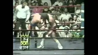 Edwin Rosario KO8 Juan Nazario
