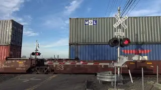 UP 4827 Manifest North Followed By UP 4539 Intermodal West, 20th St. Railroad Crossing Sacramento CA