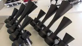 MEGABLAST PVC TRAIN HORNS