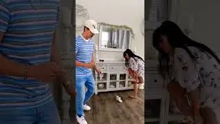 Невидимый розыгрыш с чернилами над женой! 🤣😳 #шутки #ржунимагу #смешныешорты #мужженакомедия #роз...