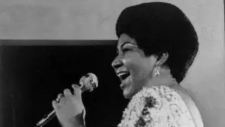 Aretha Franklin dead at 76